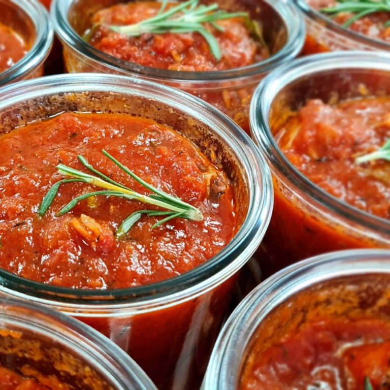 bocaux de sauce tomate